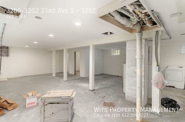 Building Photo - 3200-3202 23rd Ave S-3202