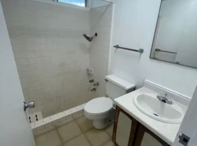 Building Photo - Furnished Private Room for Rent | Large Bed | Shared Home | Honolulu