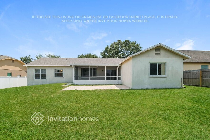Building Photo - 12853 Raysbrook Dr