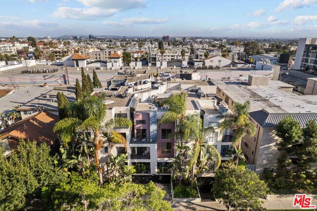 Building Photo - 12000 Goshen Ave