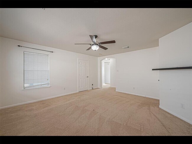 Building Photo - 10819 Waterfern Ct