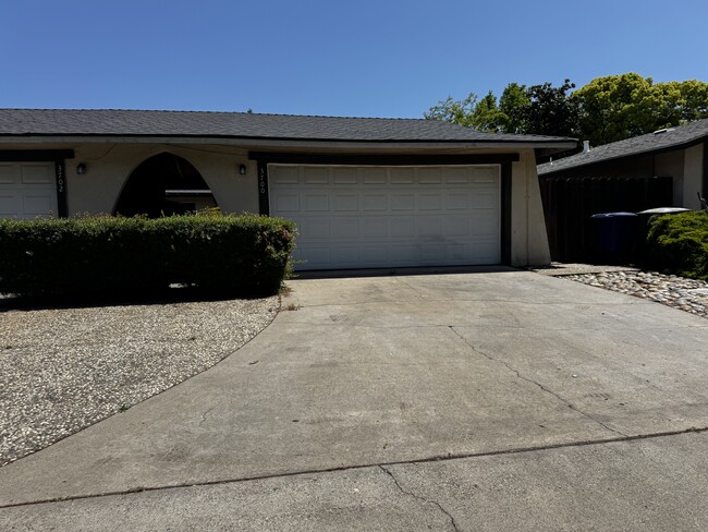 Primary Photo - 3700 Bridgeford Ln