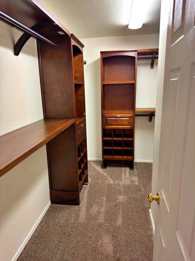 Building Photo - 30479 N Bareback Trail