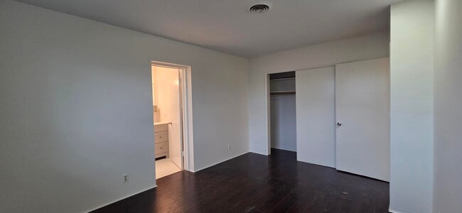 Building Photo - 1951 NW 56th St