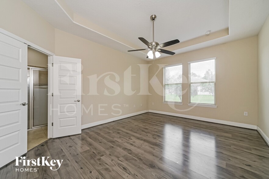 Building Photo - 1651 Nina Dr