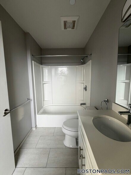 Building Photo - 23 Central Ave