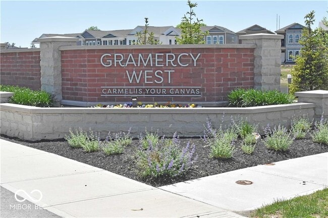 Building Photo - 874 Kinzer Ave