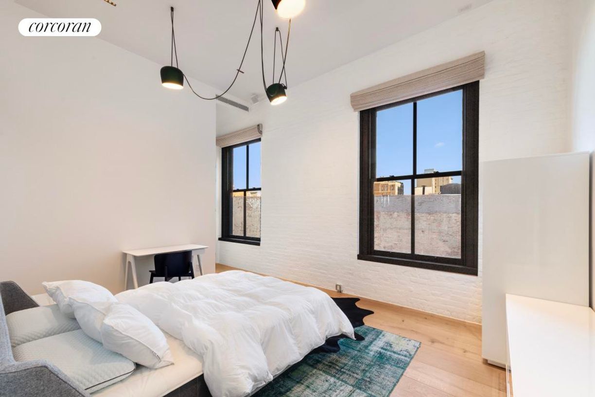 Building Photo - 39 Lispenard St