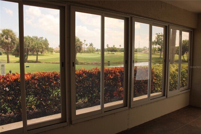 Building Photo - 1702 Fairway Trce