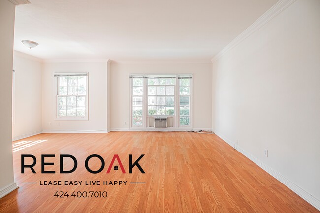 Building Photo - 1828-1850 N Edgemont Street