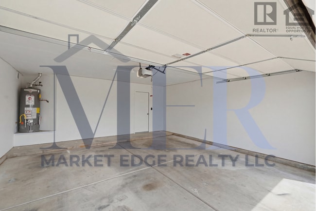 Building Photo - 4Bed/2Bath House in Sierra Vista, AZ! Ready for Immediate Move-In! -- RV GATE!