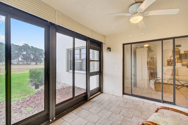 Building Photo - 5851 Parkwalk Dr