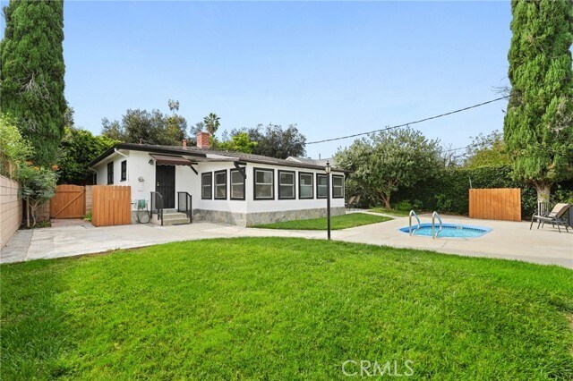 Building Photo - 6556 Corbin Ave