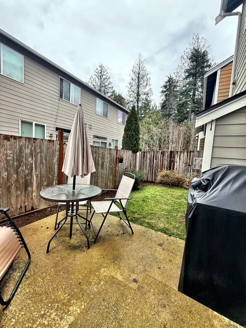 Building Photo - 275 NE Miramar Cir