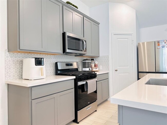 Building Photo - 7419 Caprock Cyn Ln