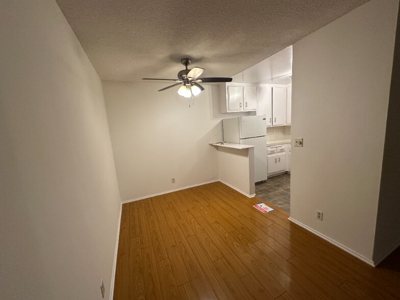 Building Photo - 1906 Pelham Ave