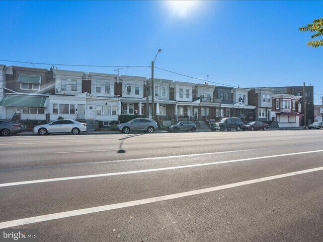 Building Photo - 2651 Aramingo Ave