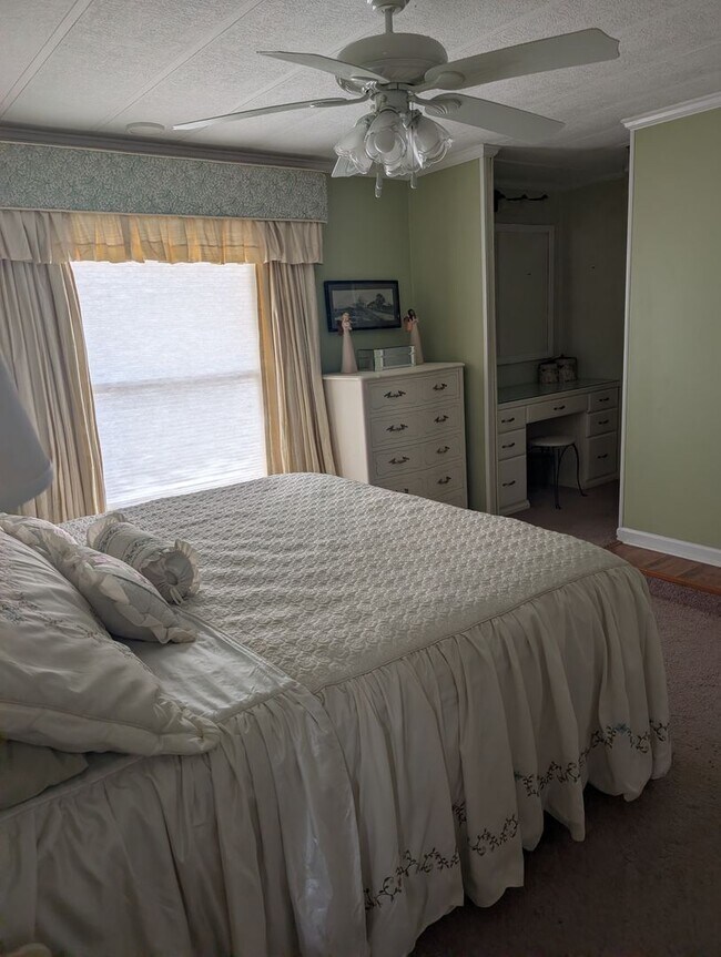 Building Photo - 1019 Riser Rd