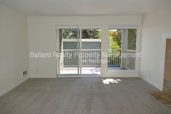 Building Photo - 4317 Dayton Ave N