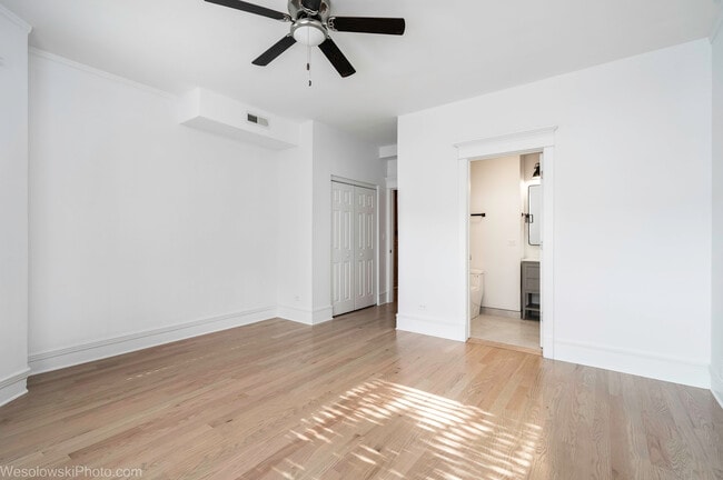 Building Photo - 5306 S Blackstone Ave