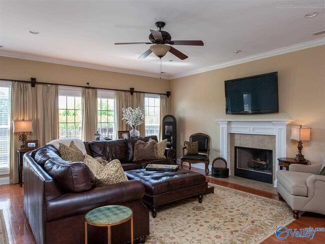Building Photo - 25753 Summerwood Dr