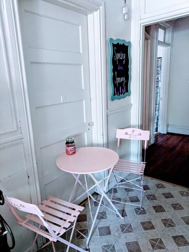 Building Photo - 1612 Floyd Ave