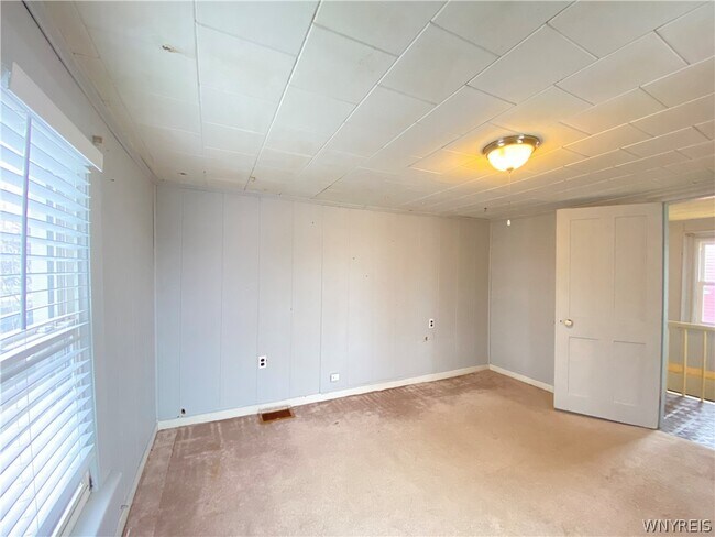 Building Photo - 3 Glenwood Ave