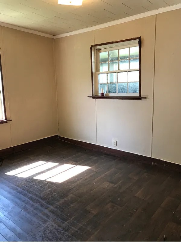 Building Photo - 2 Bedroom 1 Bathroom