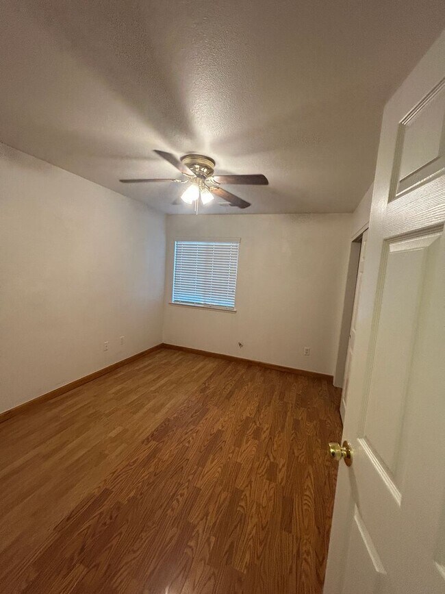 Building Photo - This is the one you have been waiting for!