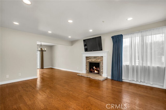 Building Photo - 24501 Cadiz Dr