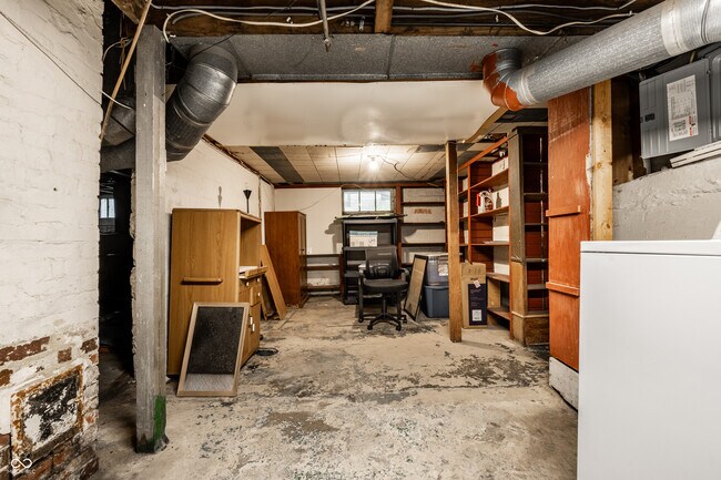 Building Photo - 4658 Hinesley Ave