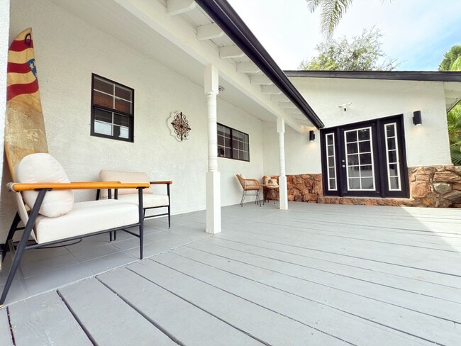 Building Photo - Luxury 4-Bedroom + Bonus Room Home in Gated Shadow Hills Community – Short & Long Term Available