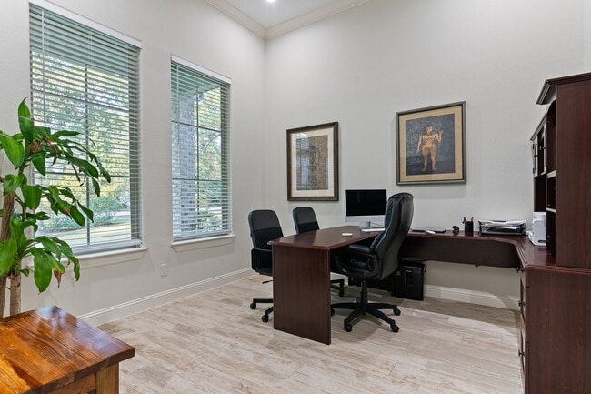 Building Photo - 25019 Butler Hill Ct