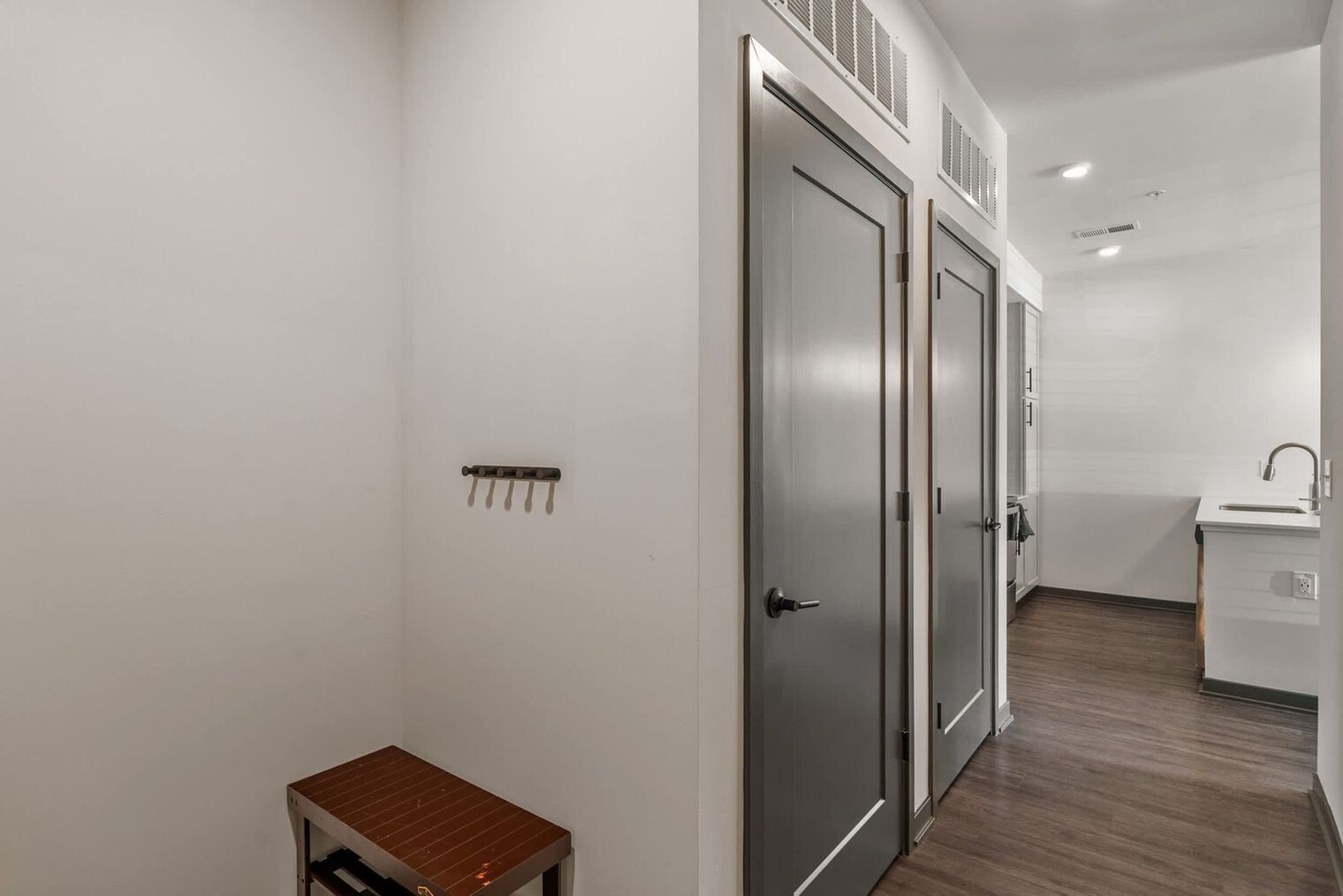 Building Photo - 6160 N Rural St