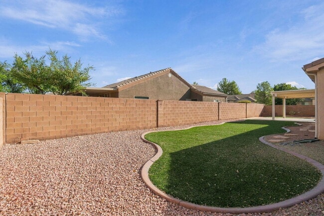 Building Photo - 2144 W 1050 N