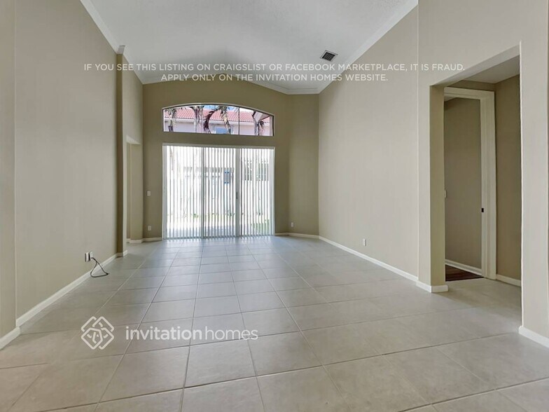 Building Photo - 6349 C Durham Dr