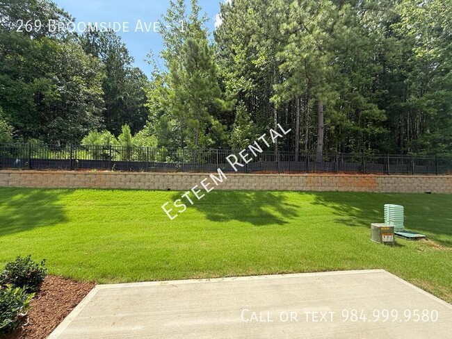 Building Photo - 269 Broomside Ave
