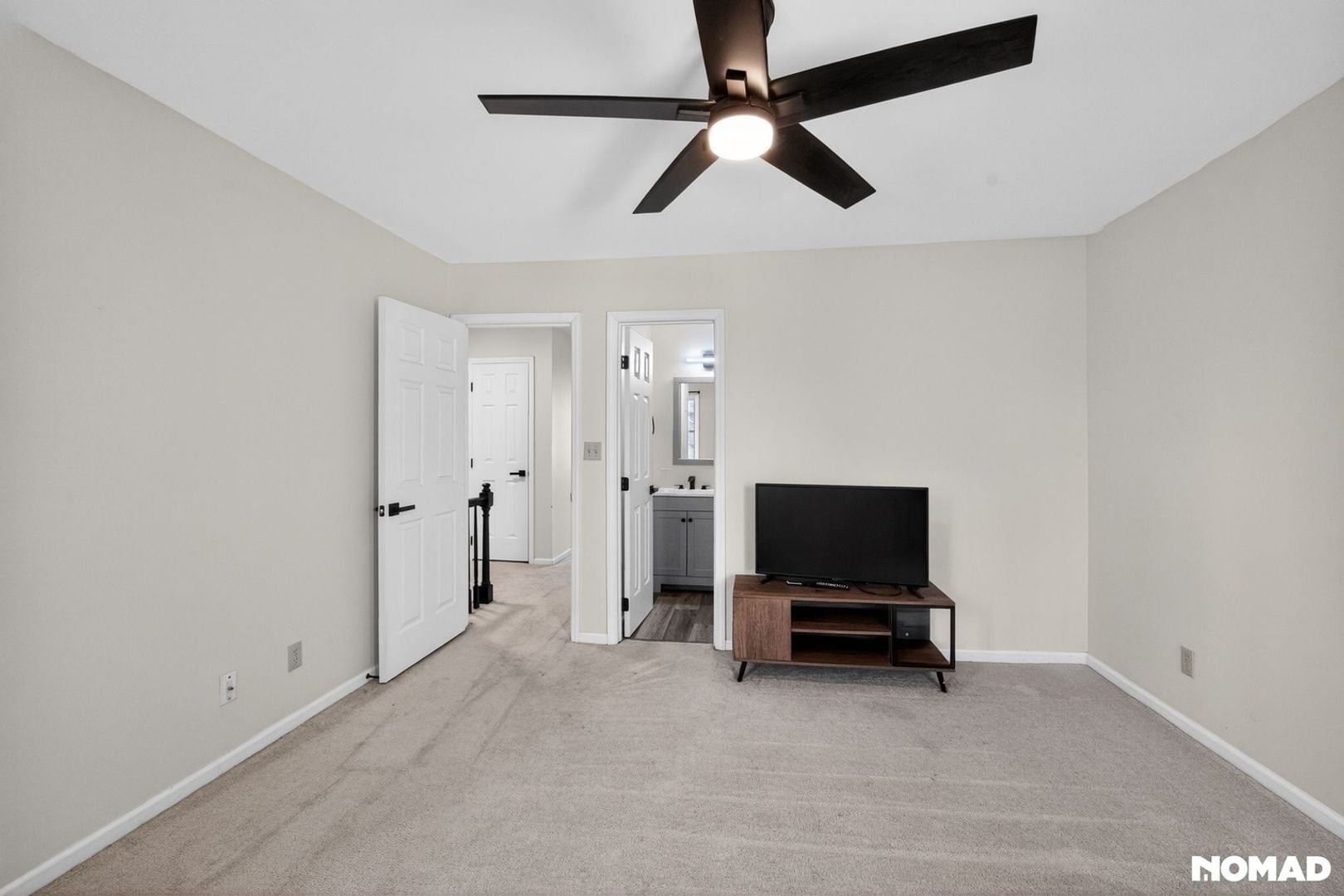 Building Photo - 533 Oak Run Dr