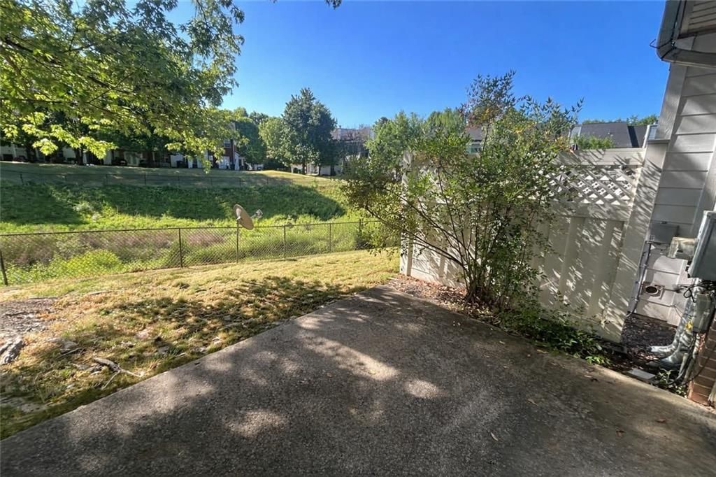 Building Photo - 3233 Glenloch Pl