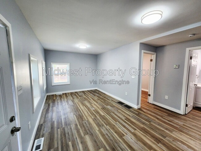 Building Photo - 3415 St Mark Ln