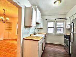 Building Photo - 1067-1069 Saint Clair Avenue