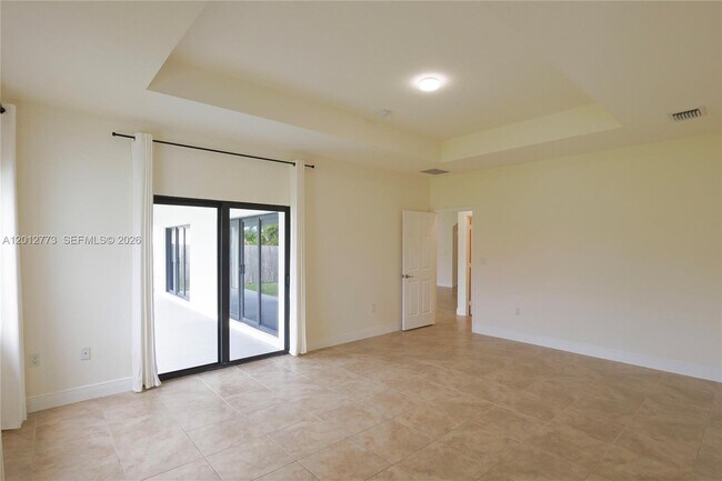 Building Photo - 17120 SW 92nd Ct