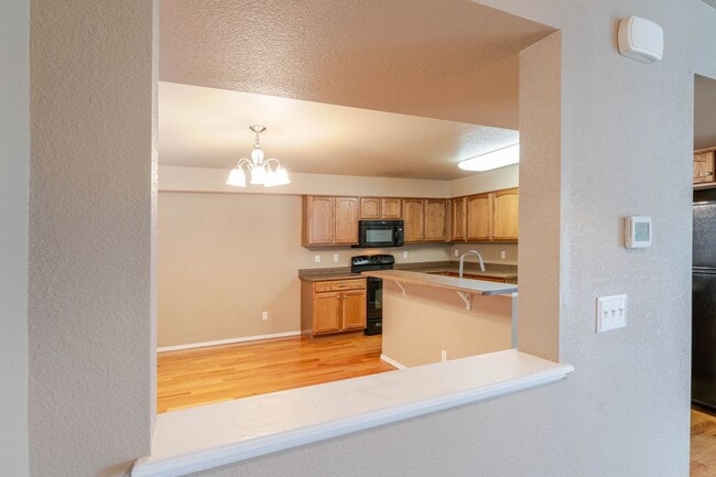Building Photo - $2195 | 3BR/2.5BA | Dog Friendly Beautiful...