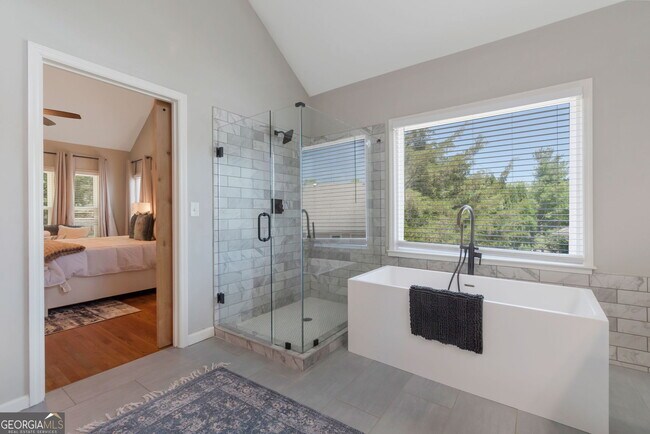 Building Photo - 10640 Victory Gate Dr
