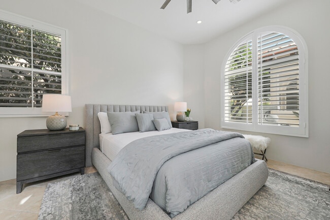 Building Photo - 48275 Vista Calico