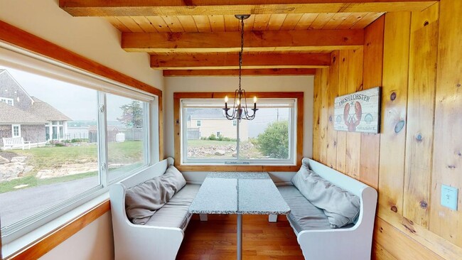 Building Photo - Ocean View Retreat in York Beach, Maine: F...