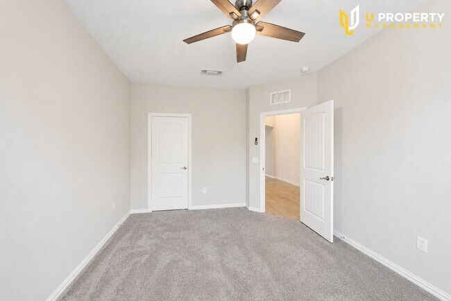 Building Photo - 4509 Expedition Dr