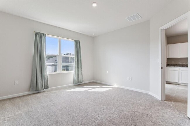 Building Photo - 1206 Port Blue Wy
