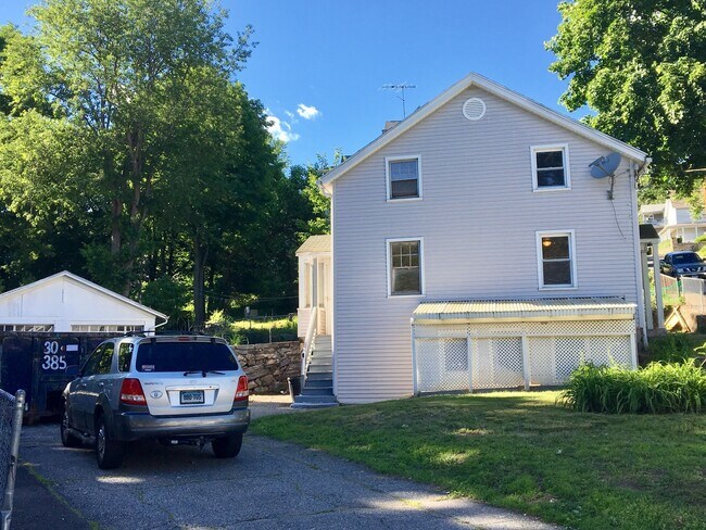 Building Photo - ROCKWOOD 1-3