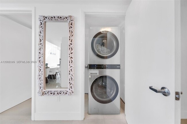 Building Photo - 92 SW 3rd St